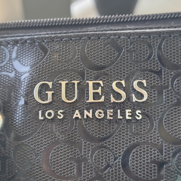 Guess purse - Picture 6 of 8